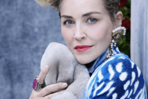 SHARON STONE YİNE VE YENİDEN KISA SAÇ