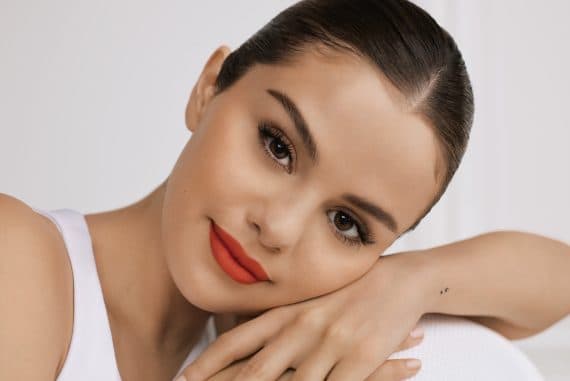 Selena Gomez’in Rare Beauty’isini Keşfediyoruz!