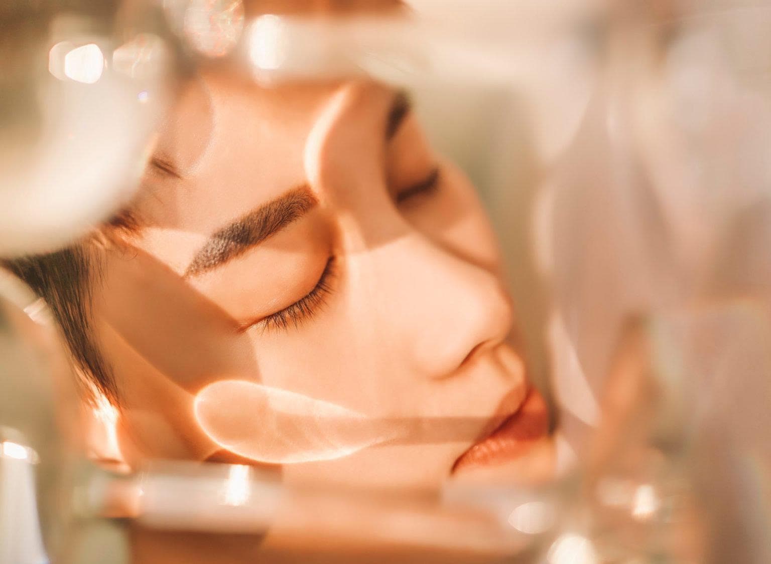 GÜZELLİKTE YENİ TREND:  SKINIMALIZM