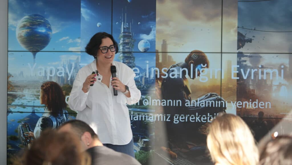 Gelecek Danışmanı Elif Çetin ile Teknoloji, Yapay Zeka ve Güzellik Üzerine