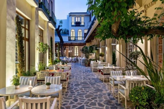 Galata’nın Tarihi Avlusunda Zamansız Bir Deneyim: Il Cortile Istanbul