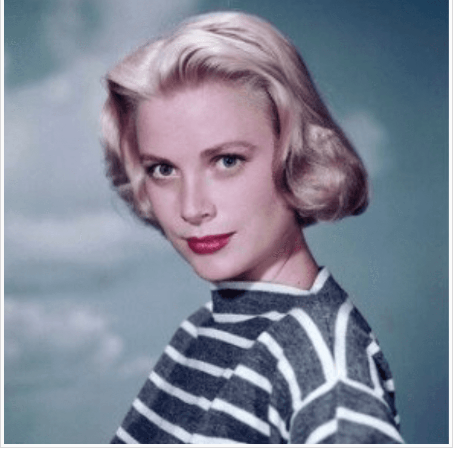 Sarı saçlı, çizgili bluzlu, kırmızı rujlu Grace Kelly portresi