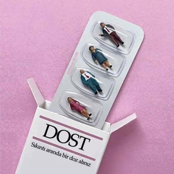 Dost kutusundan çıkan insan figürleri, sıkıntıya arkadaşlık ilacı önerisi