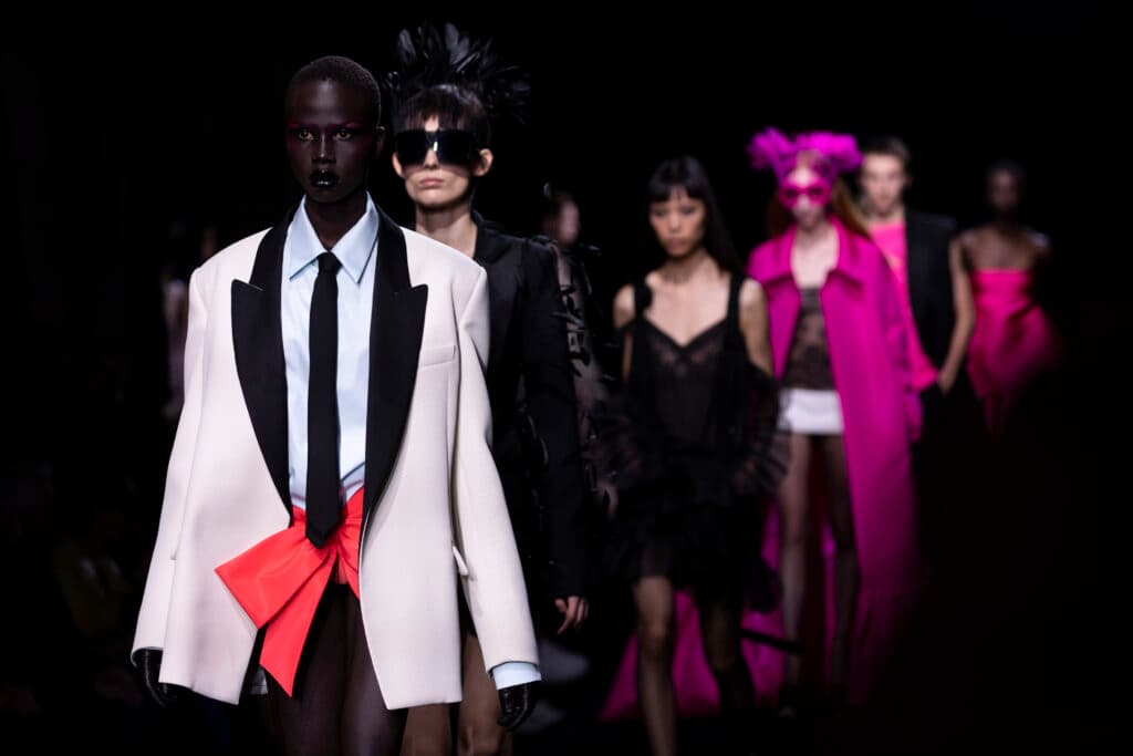 Valentino İlkbahar/Yaz 2023 Le Club Couture Show