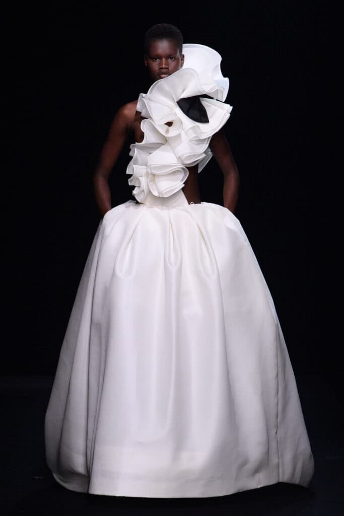 Valentino İlkbahar/Yaz 2023 Le Club Couture Show