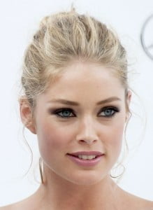 Doutzen-Kroes-Classic-Bun-Hairstyle