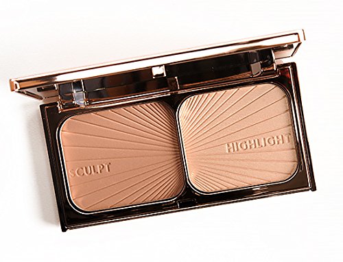 Açık rose gold makyaj paleti bronzlaştırıcı ve aydınlatıcı içerir