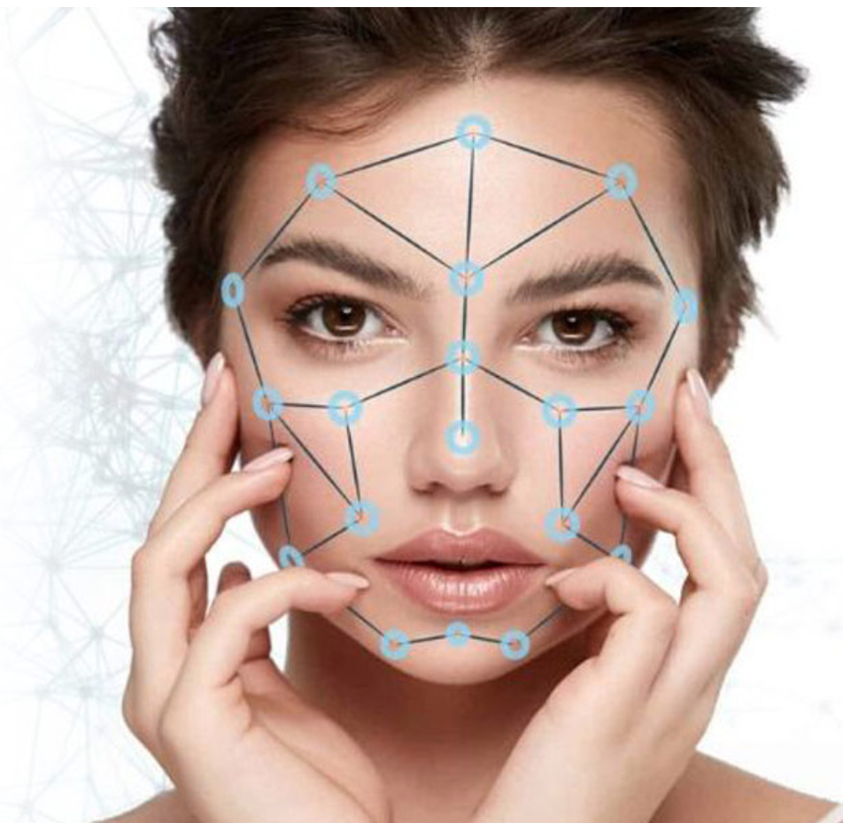 Geometrik ağ ile işaretlenmiş kadın yüzü, teknolojik güzellik konsepti