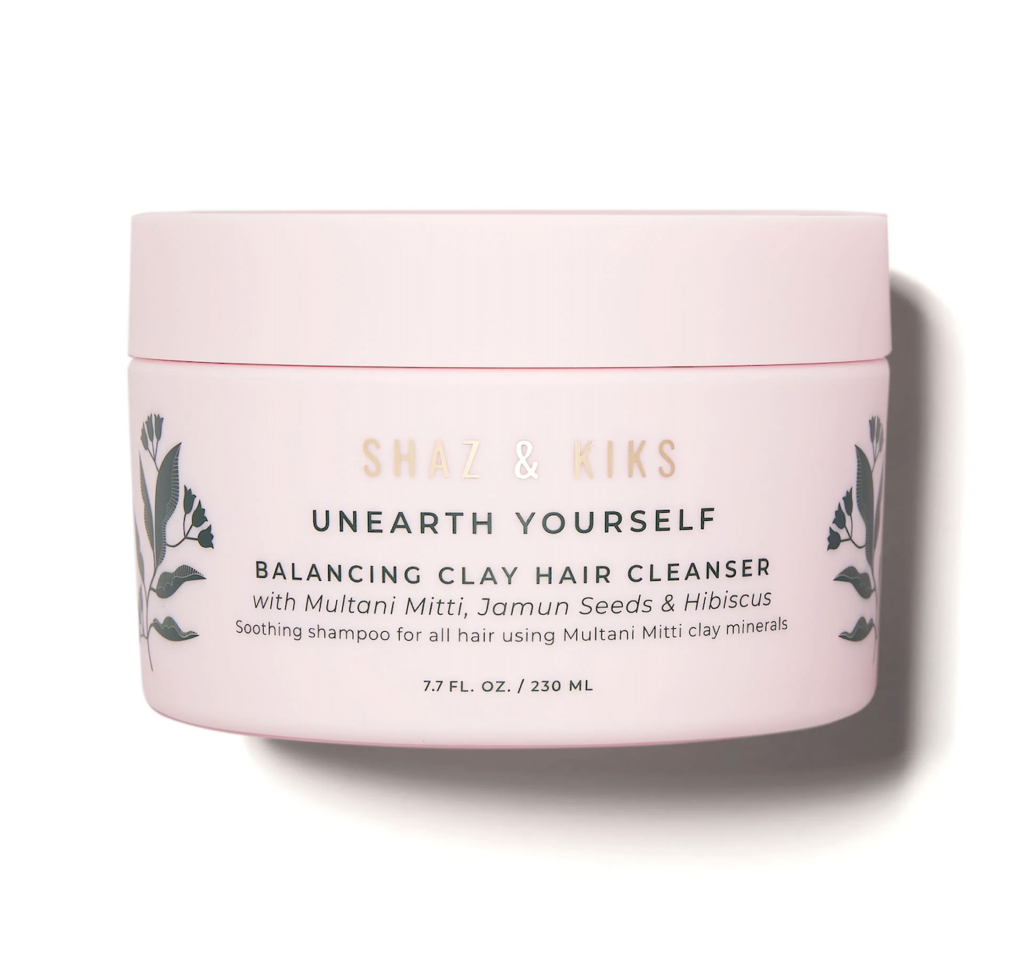 Pembe SHAZ & KIKS UNEARTH YOURSELF Multani Mitti içeren dengeleyici kil şampuanı