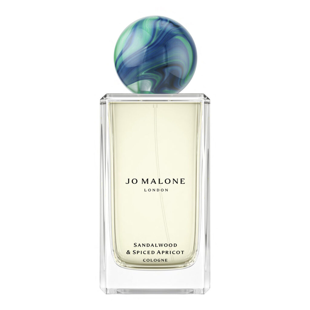 Jo Malone Sandalwood & Spiced Apricot kolonya şişesi, mavi-yeşil benekli kapaklı
