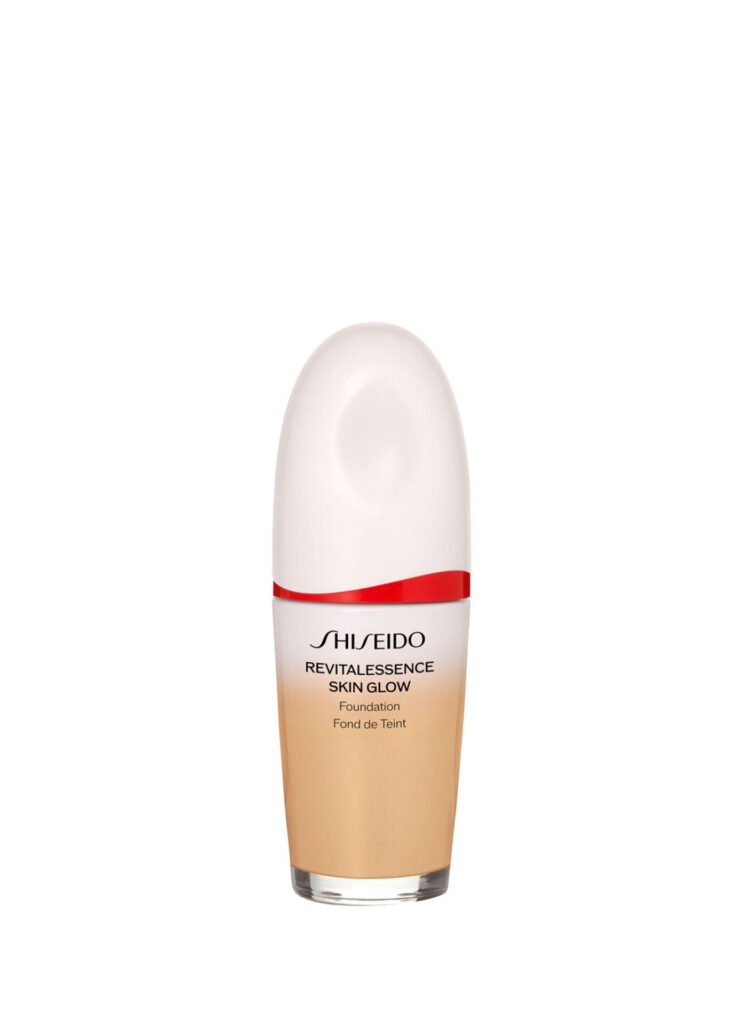 Shiseido Revitalessence Skin Glow ten rengi fondöten şişesi beyaz kapaklı
